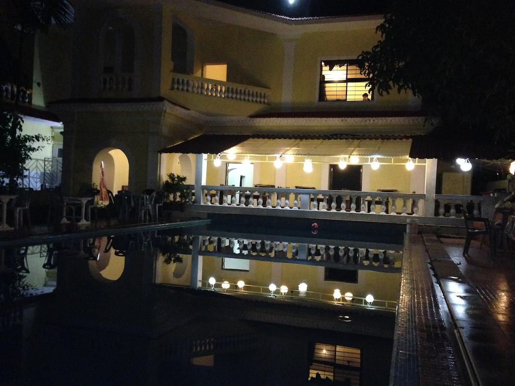 Poonam Village Resort Anjuna Dış mekan fotoğraf